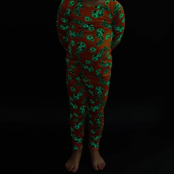 Posh Peanut Disney Mickey Halloween Long Sleeve Pajamas - Picture 4 of 17